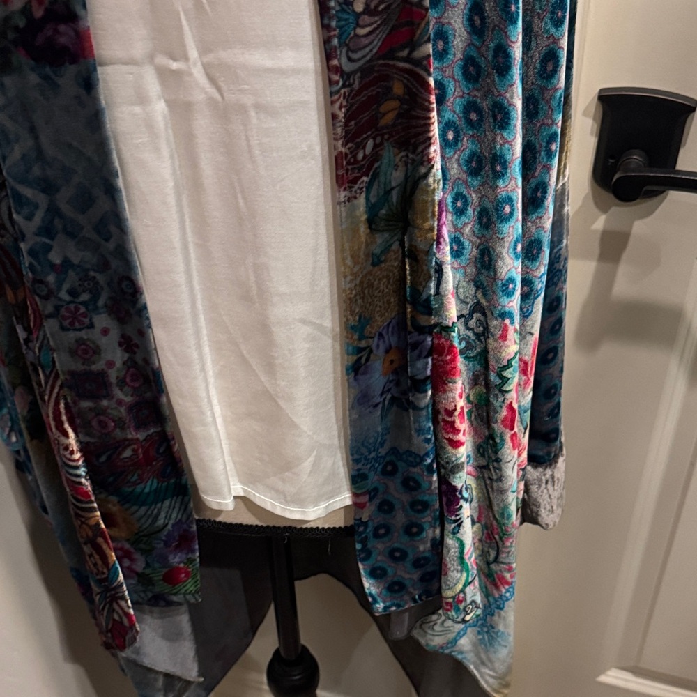 Johnny Was Multicolor Patterned Cardigan - Picture 4 of 16